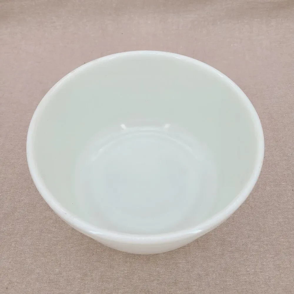 Hamilton Beach Vintage Milk Glass Mixer Bowl 1950s Ribbed Model #10 (3 quarts)